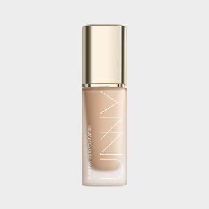 UNNY CLUB FLAWLESS LIQUID FOUNDATION